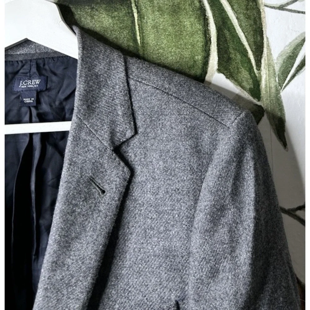 J. CREW Ludlow English Wool Moon Yorkshire Tweed Gray Sport Coat Jacket Size 40R